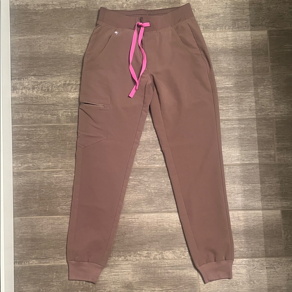Figs Brown (Smokey Taupe) Joggers Scrubs Pants with Pink Drawstring